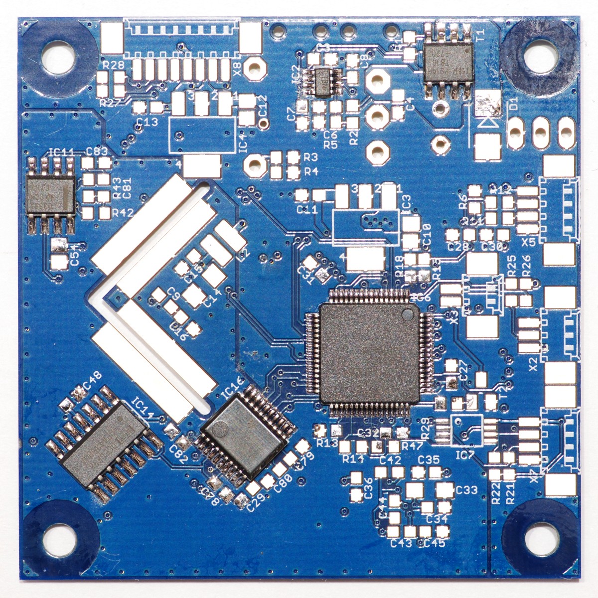 fc-board bottomside with multipin-ICs soldered